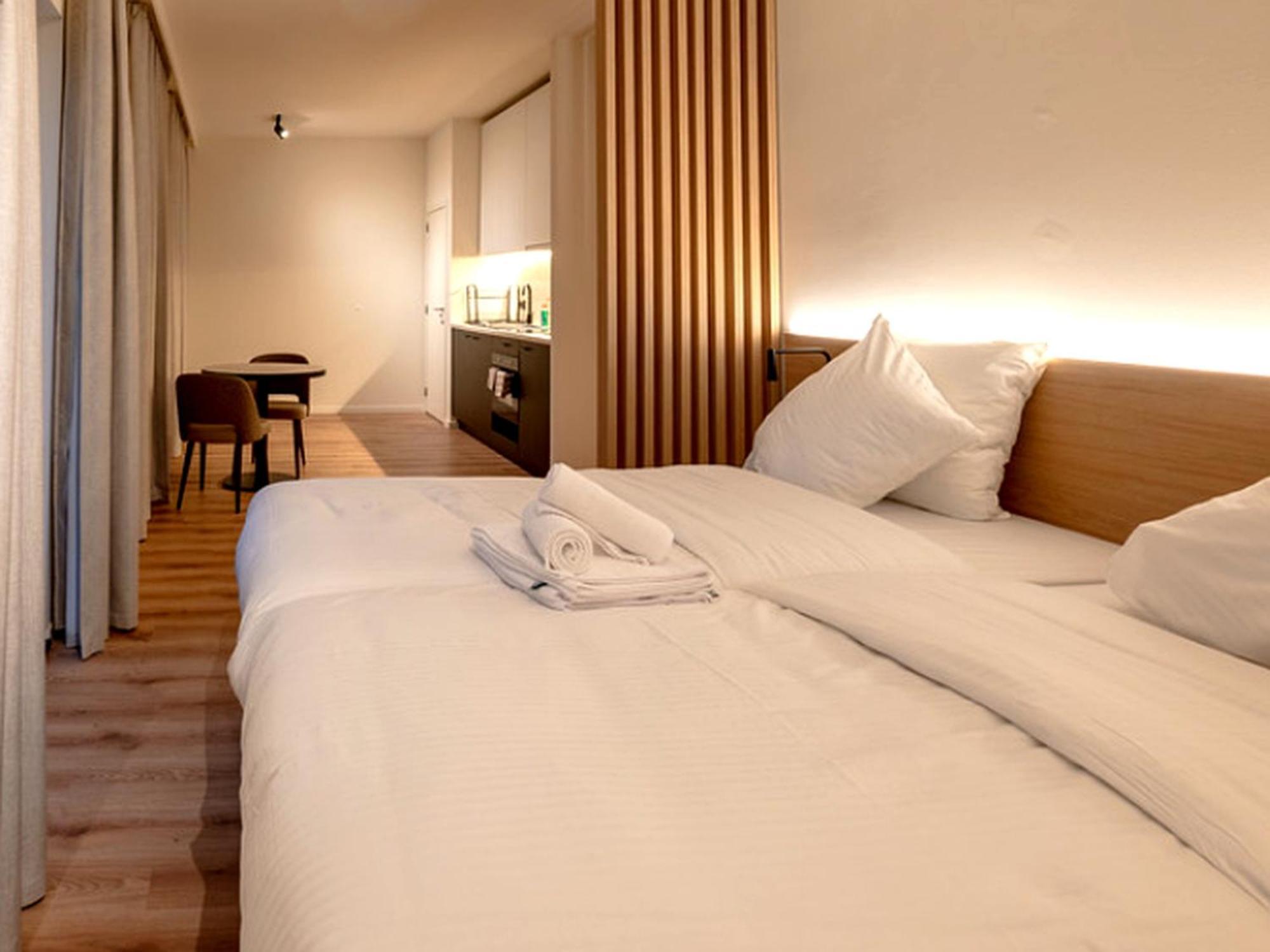 Stay At Brussels, Brussels